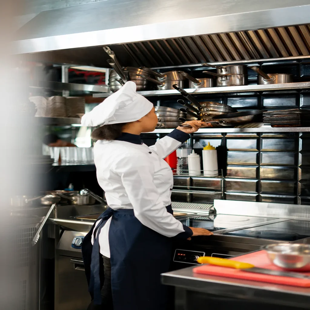 Install a commercial kitchen in cafes